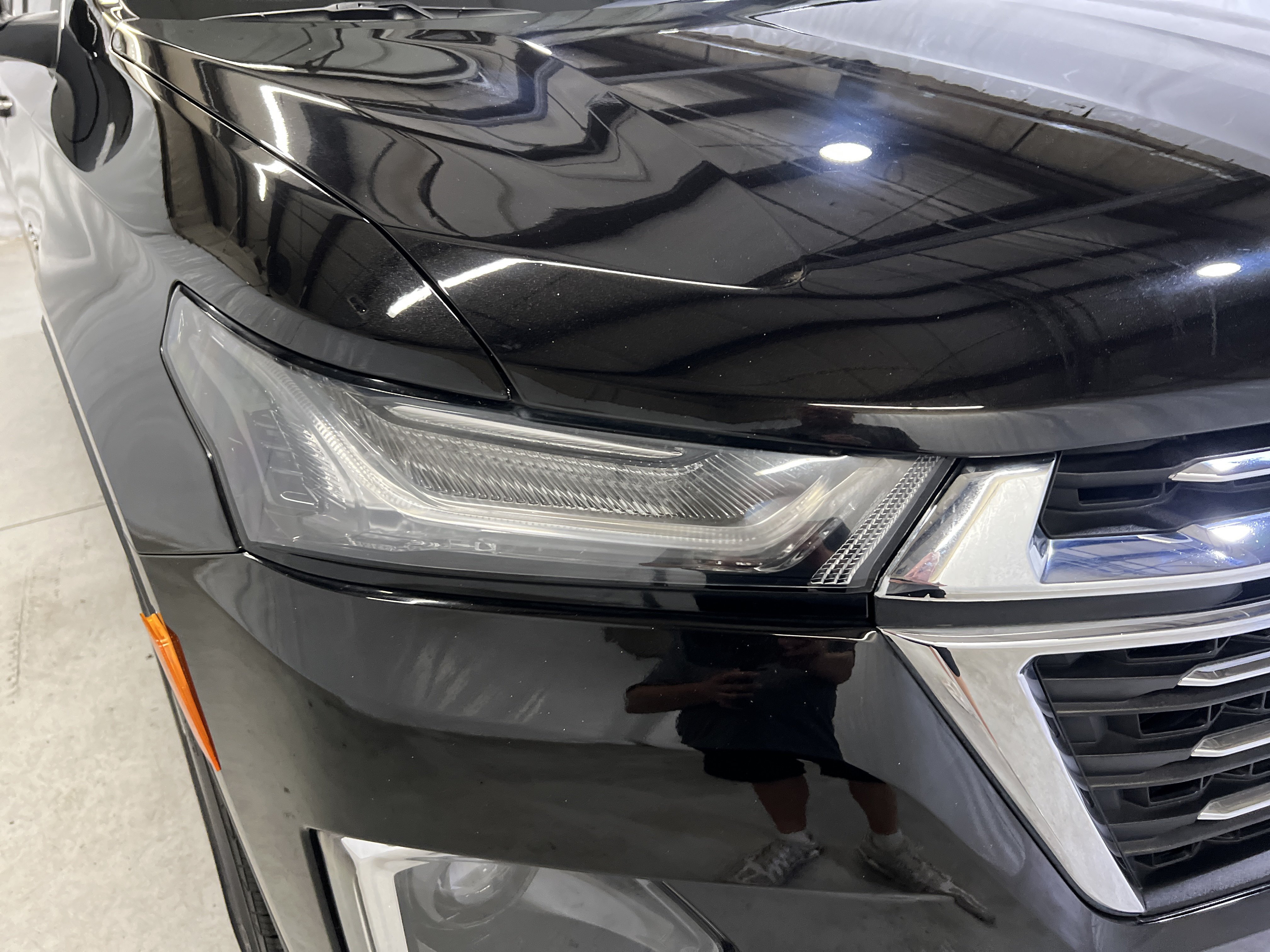 Certified 2023 Chevrolet Traverse LT w/ LT Premium Package AWD/4WD image 5