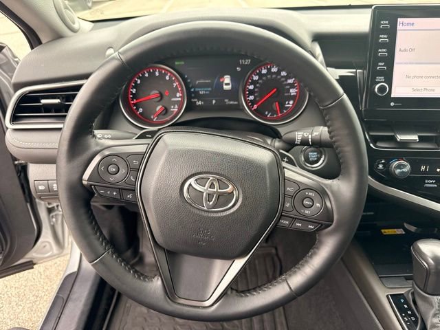Used 2022 Toyota Camry XSE image 20