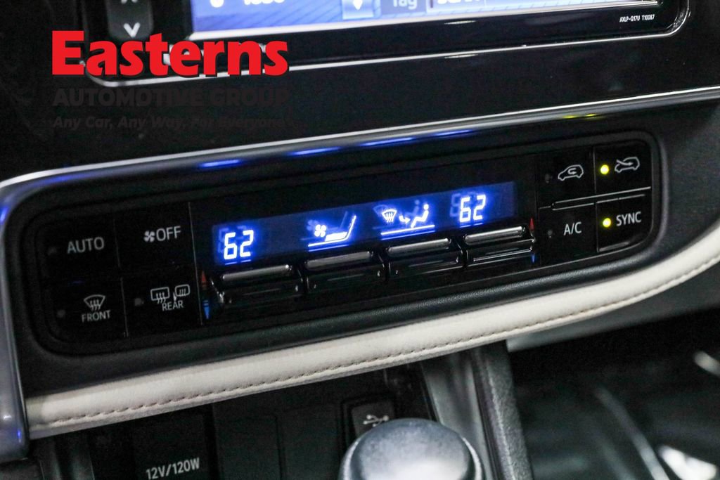 Used 2018 Toyota Corolla iM w/ Carpet Mat Package (TMS) image 19