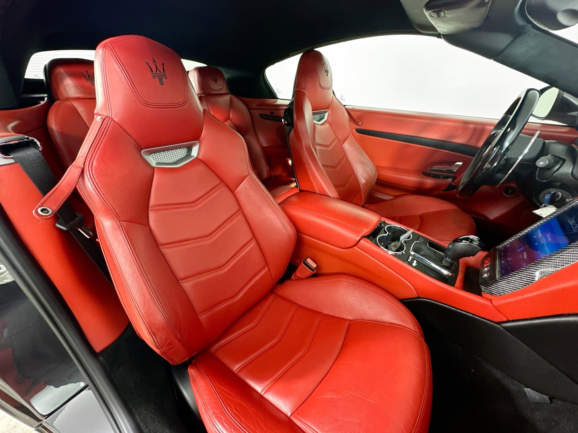 Used 2015 Maserati GranTurismo Sport RWD image 37