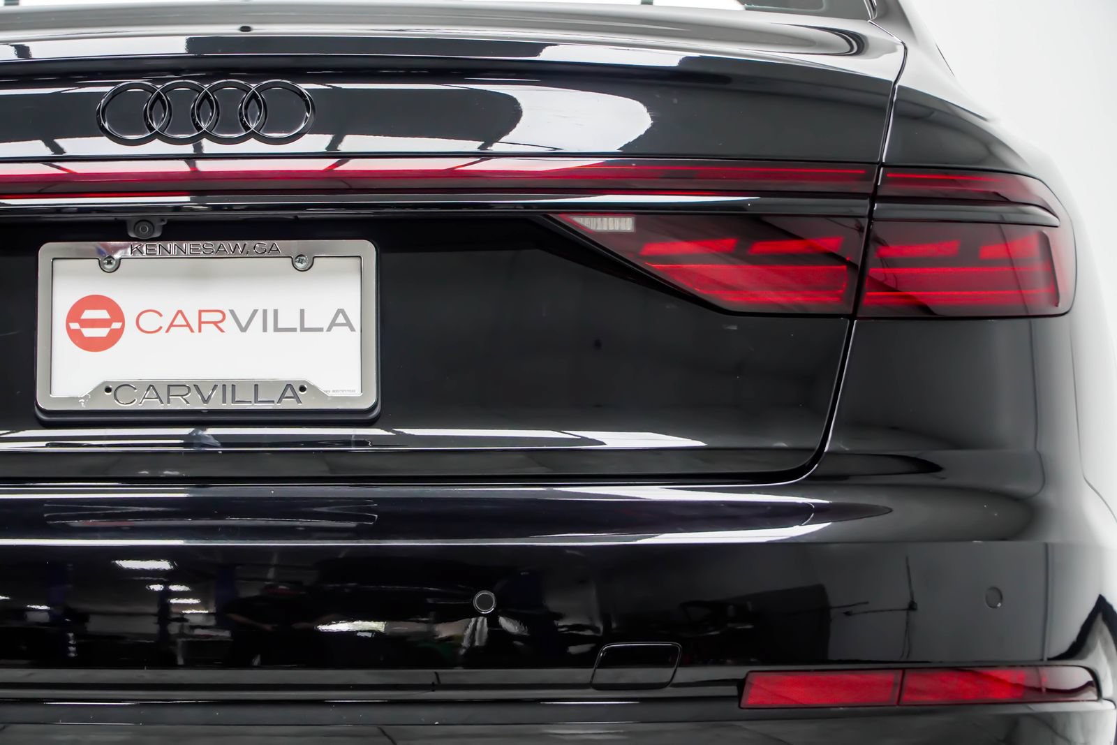 Used 2024 Audi S8 w/ S8 Comfort Plus Package AWD/4WD image 19