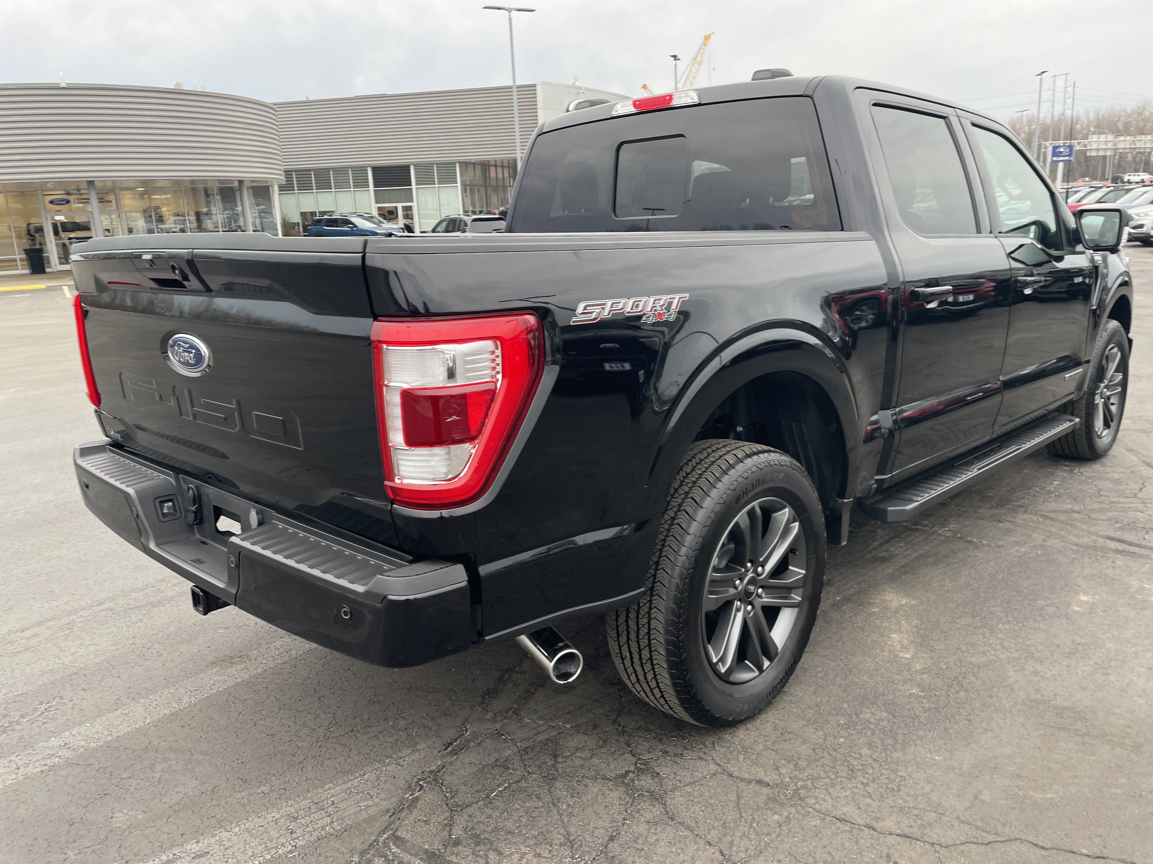 Used 2023 Ford F150 Lariat w/ Equipment Group 502A High image 9