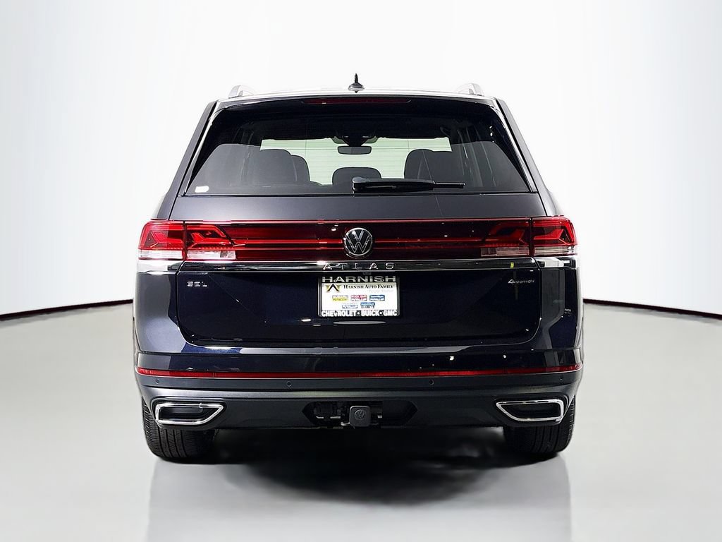 Used 2024 Volkswagen Atlas SEL AWD/4WD image 6