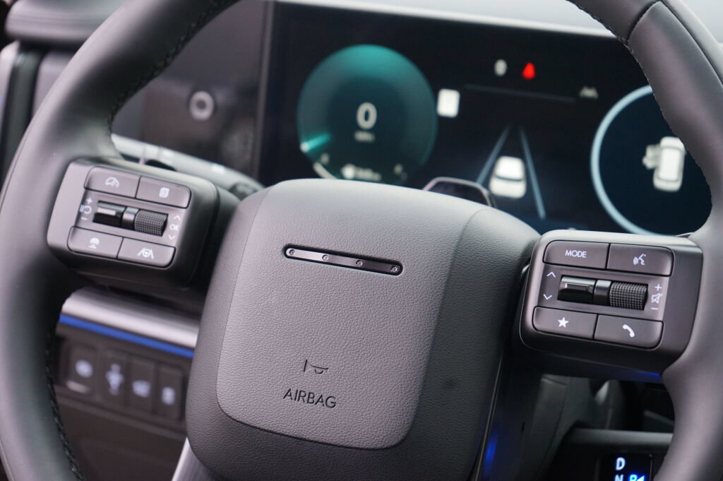 Used 2024 Hyundai Santa Fe Calligraphy AWD/4WD image 21