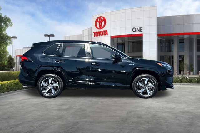Used 2023 Toyota RAV4 SE w/ Weather & Moonroof Package AWD/4WD image 3