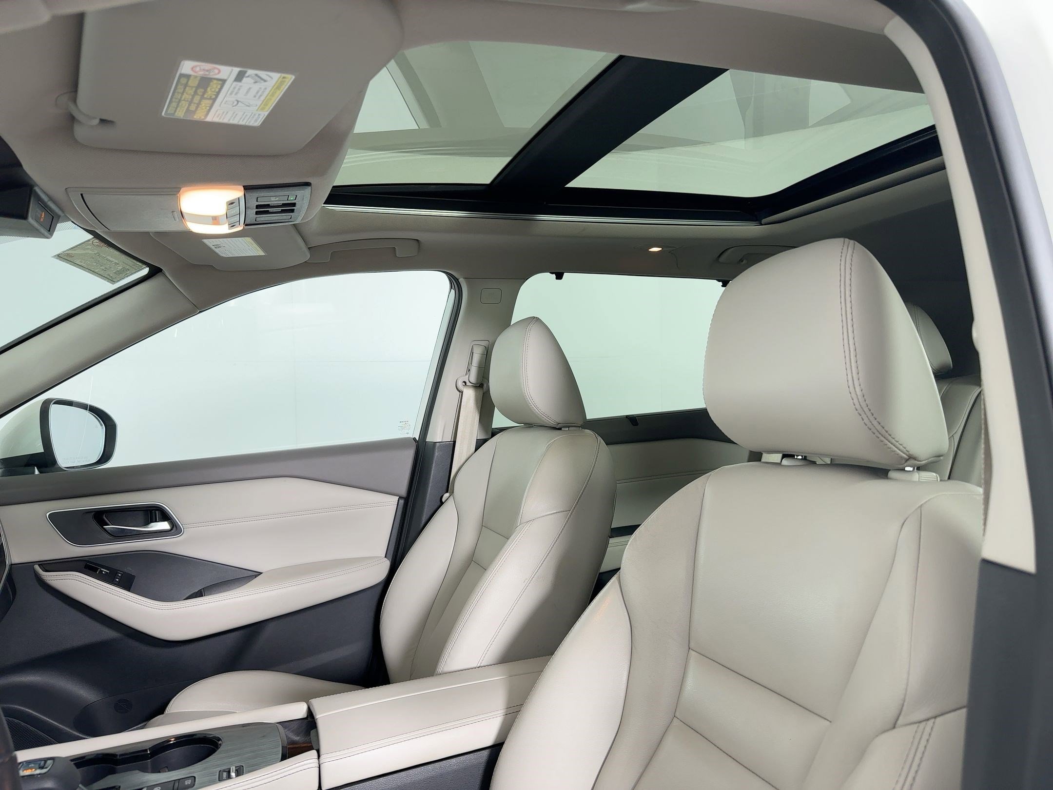 Used 2021 Nissan Rogue SL w/ Premium Package image 13