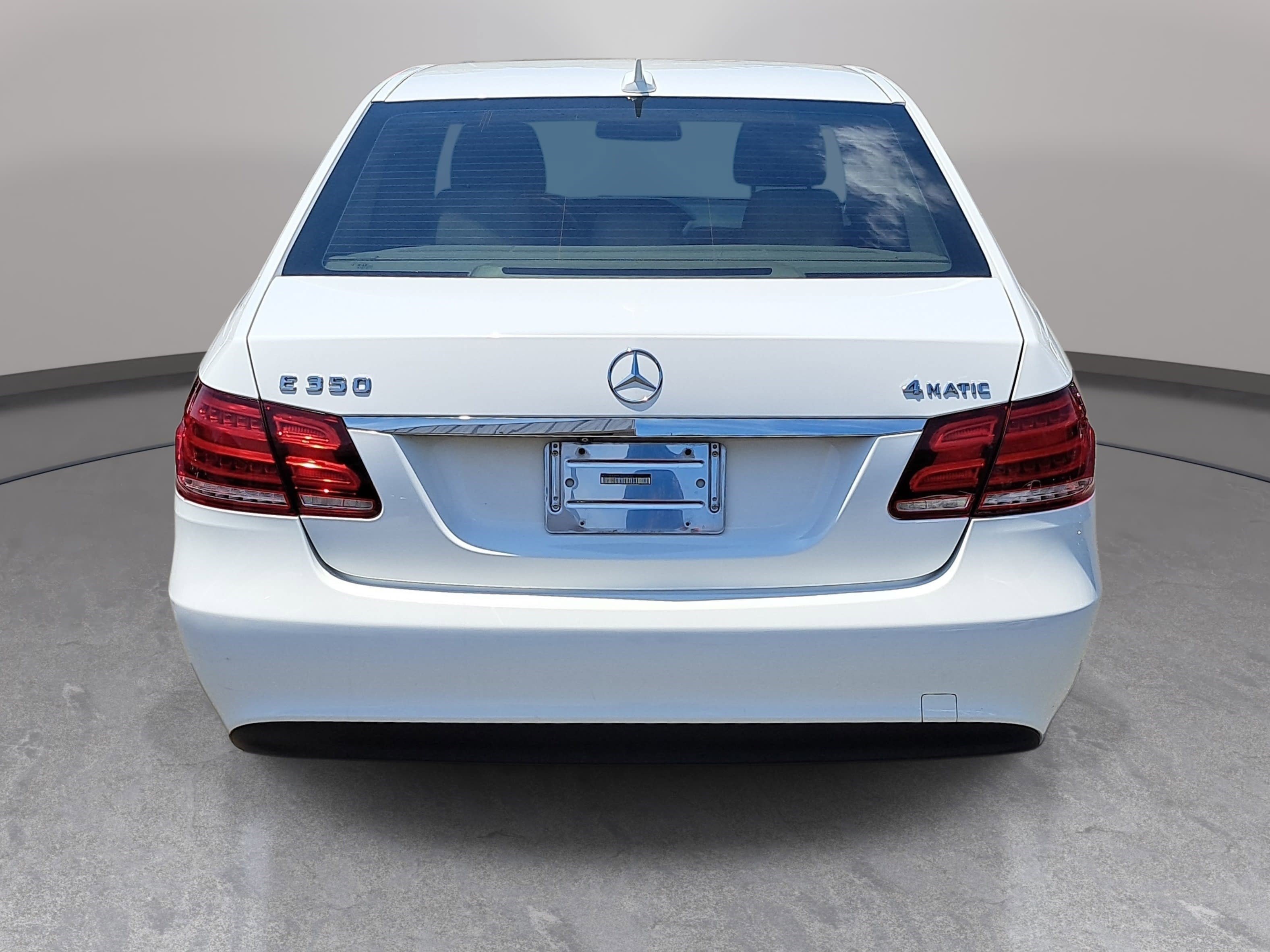 Used 2014 Mercedes-Benz E 350 4MATIC Sedan image 6