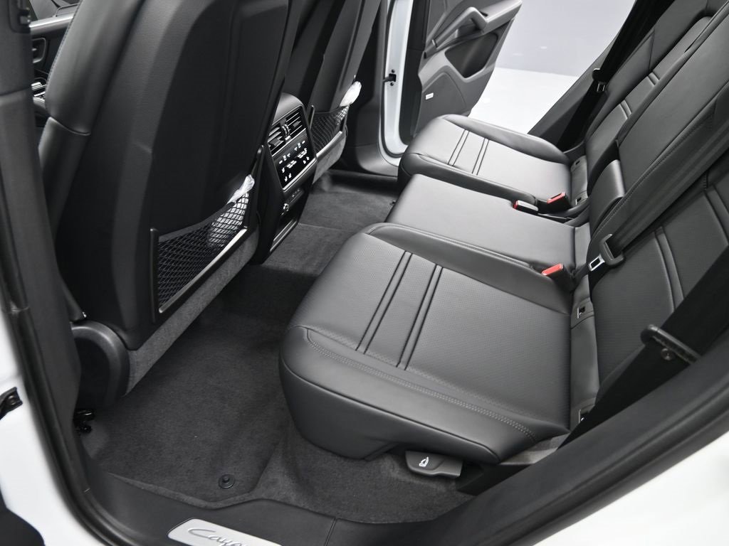 New 2026 Porsche Cayenne Coupe image 27