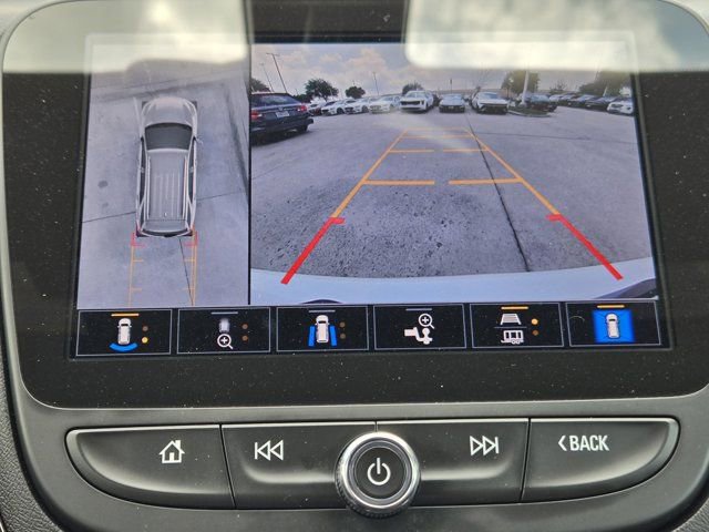 Used 2022 Chevrolet Equinox RS w/ RS Leather Package FWD image 17