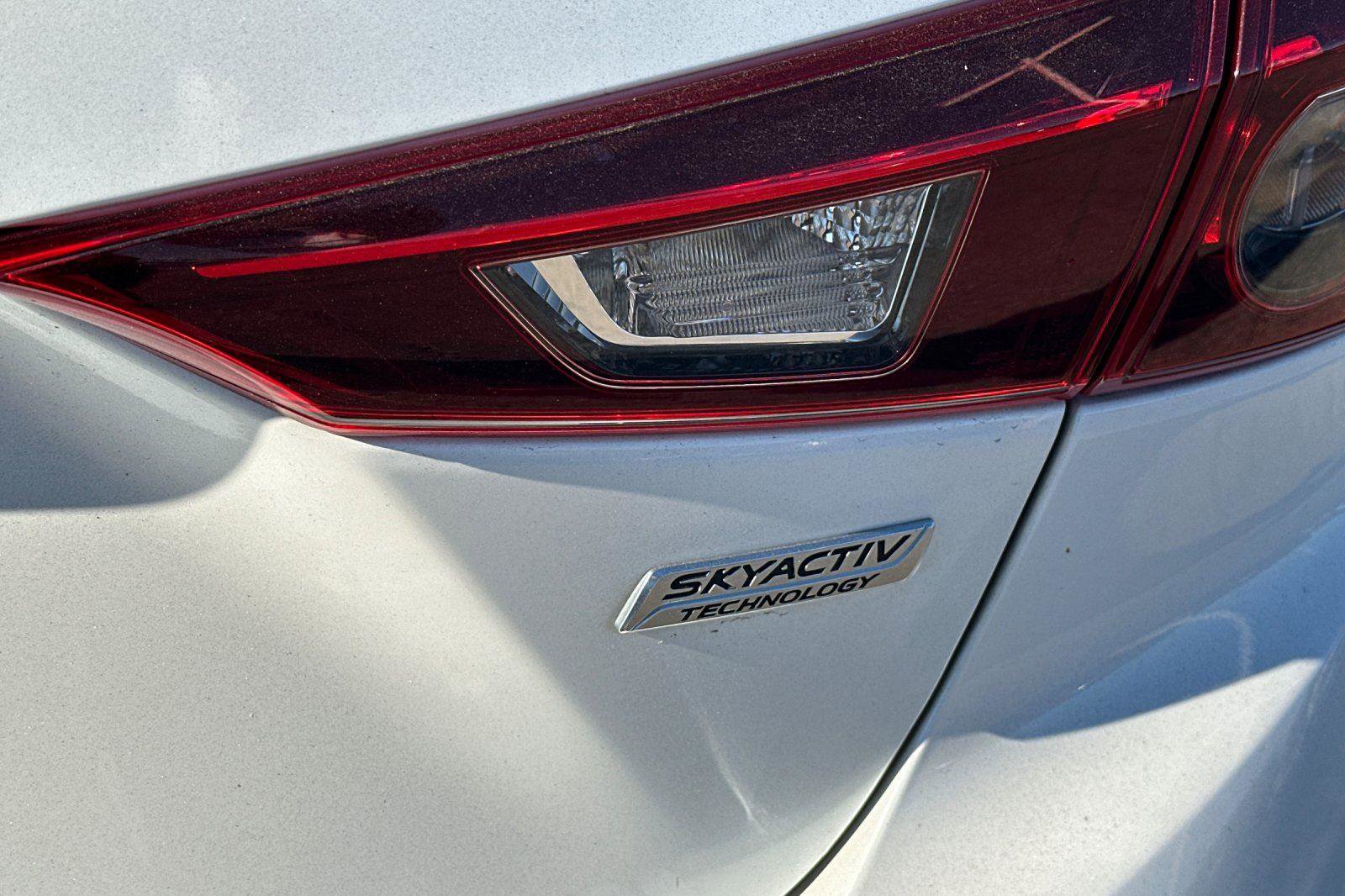 Used 2014 MAZDA MAZDA3 i Touring image 5