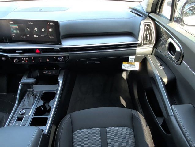 New 2026 Kia Sorento LX image 18