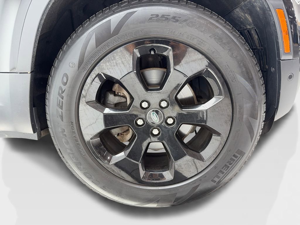 Used 2022 Land Rover Defender 110 S image 41