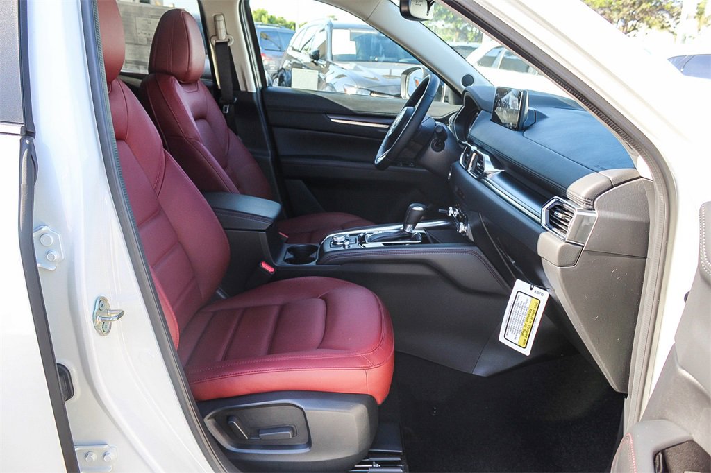 New 2025 MAZDA CX-5 Carbon Edition image 19