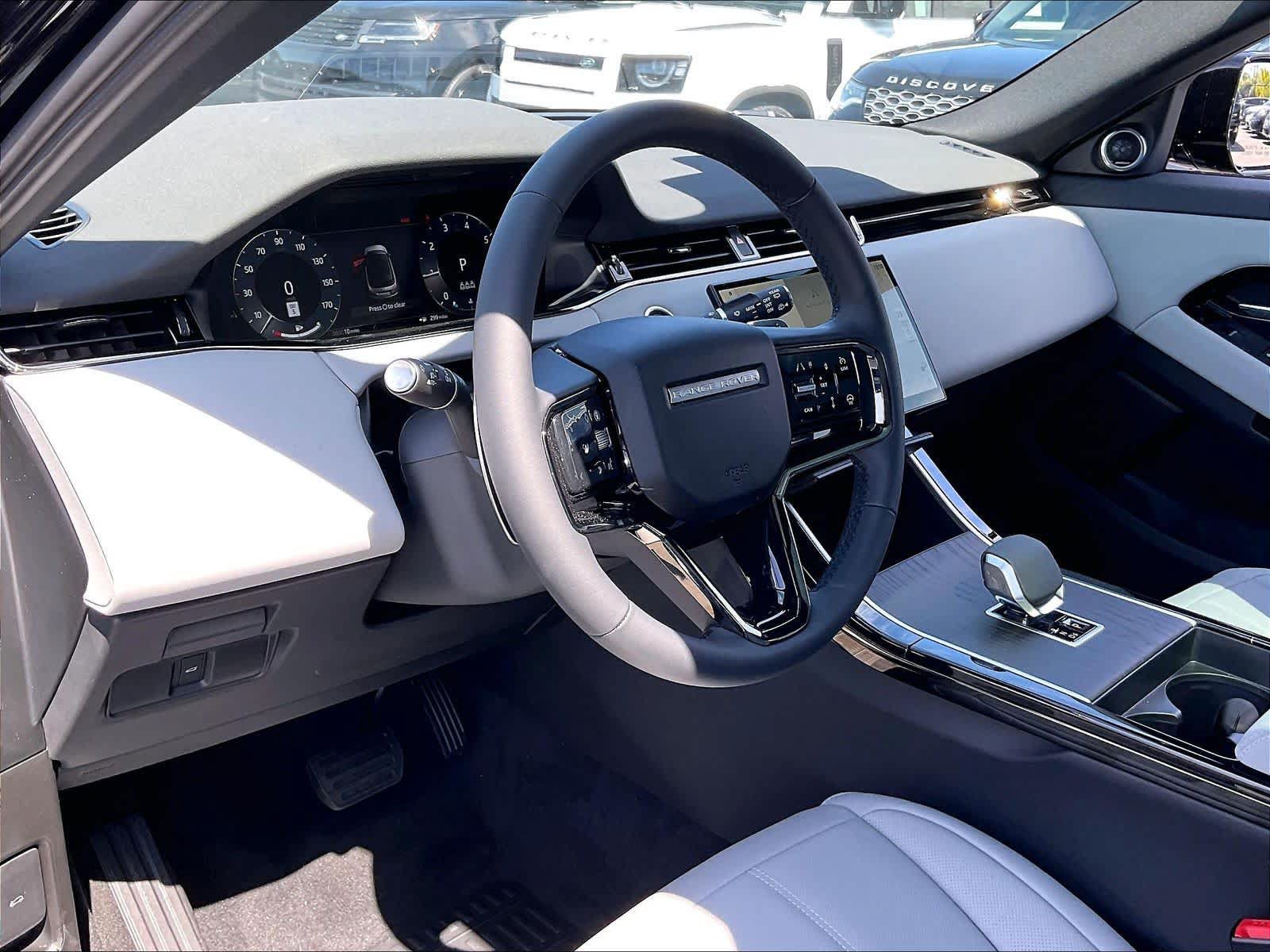 New 2026 Land Rover Range Rover Evoque S AWD/4WD image 8