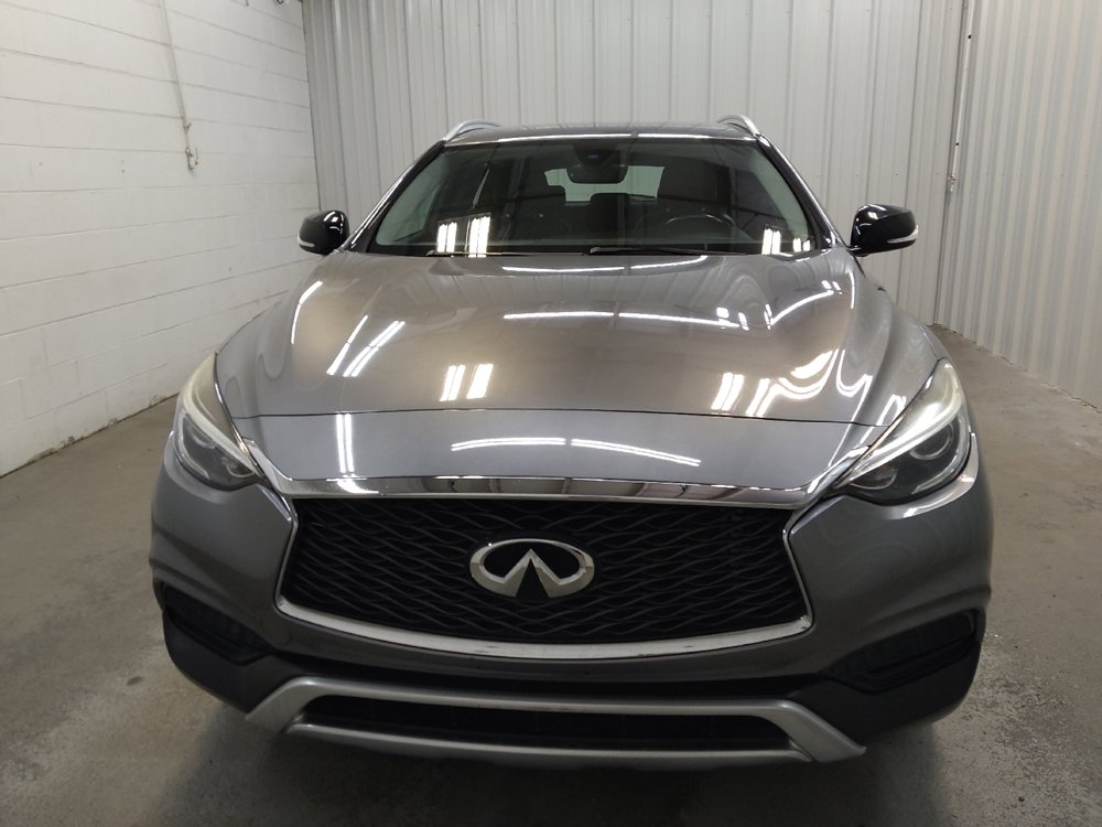 Used 2018 INFINITI QX30 AWD image 15