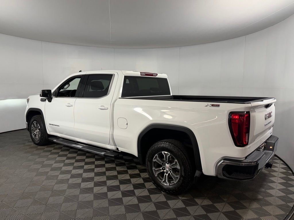 Used 2023 GMC Sierra 1500 SLE image 9