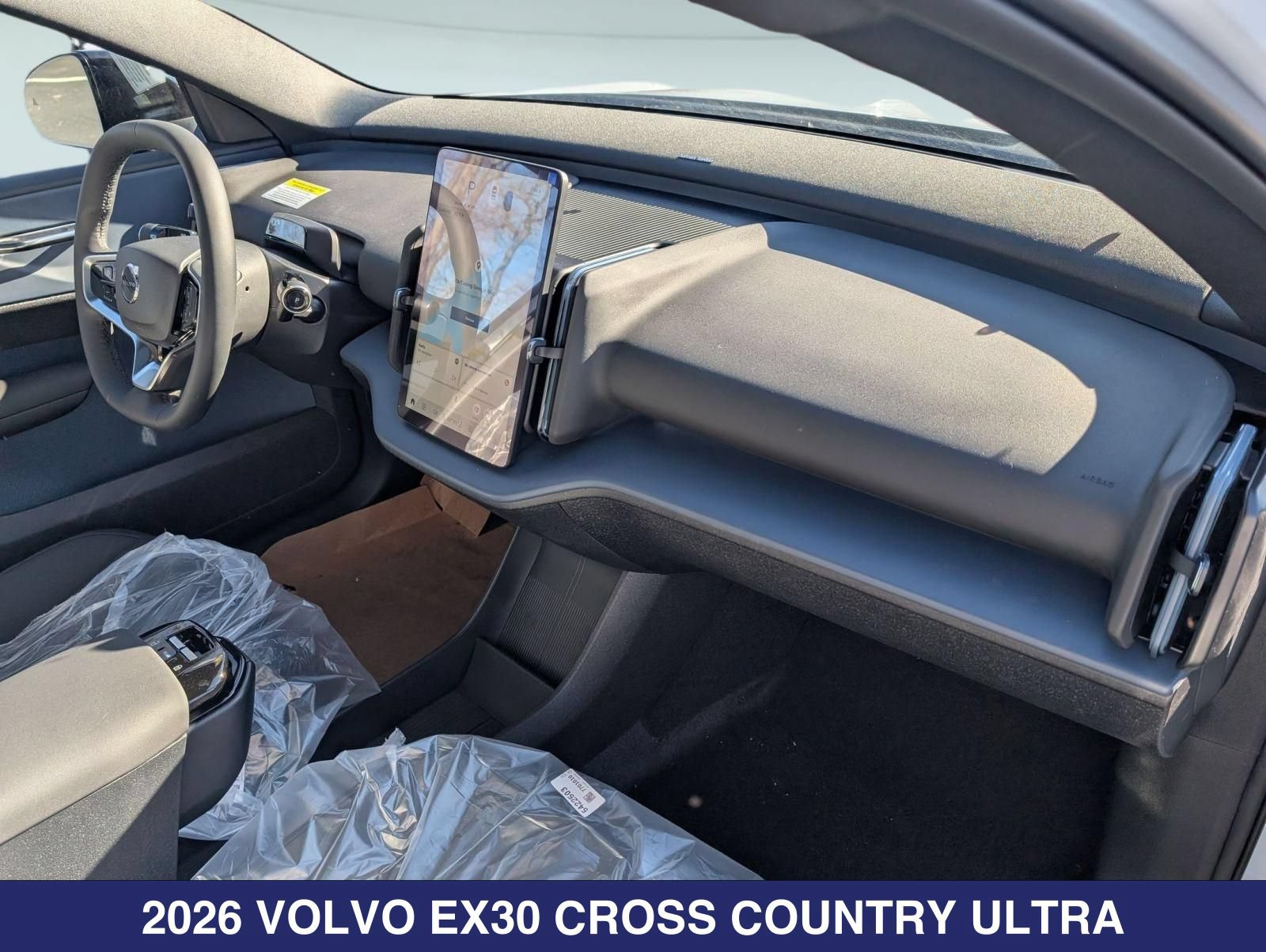 New 2026 Volvo EX30 Cross Country Ultra w/ Protection Package Premier AWD/4WD image 23