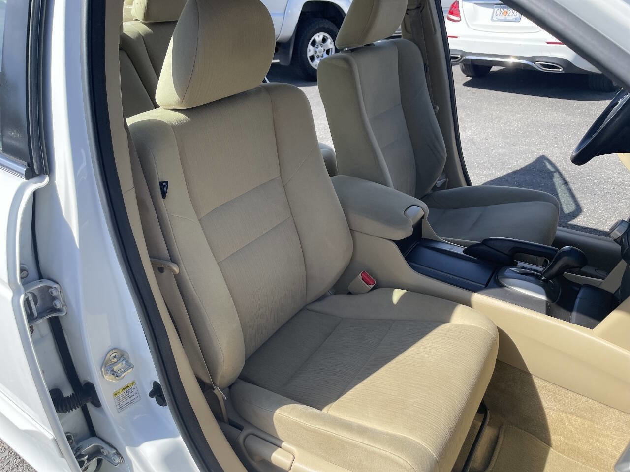 Used 2012 Honda Accord LX image 10