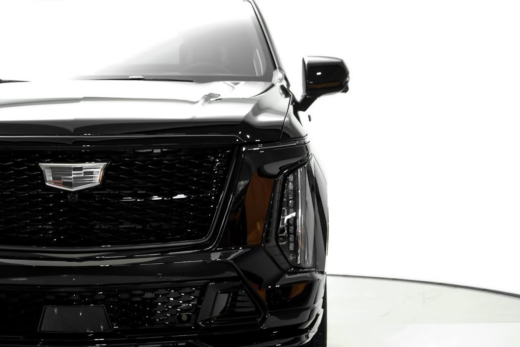 Used 2026 Cadillac Escalade V w/ LPO, ONYX Package AWD/4WD image 61