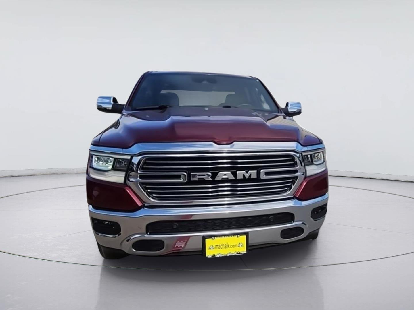 Used 2023 RAM 1500 Laramie AWD/4WD image 3
