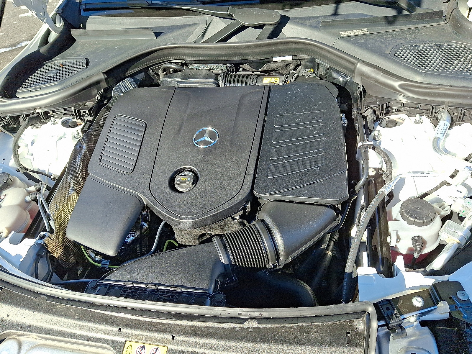 Certified 2026 Mercedes-Benz GLC 300 4MATIC Coupe image 28