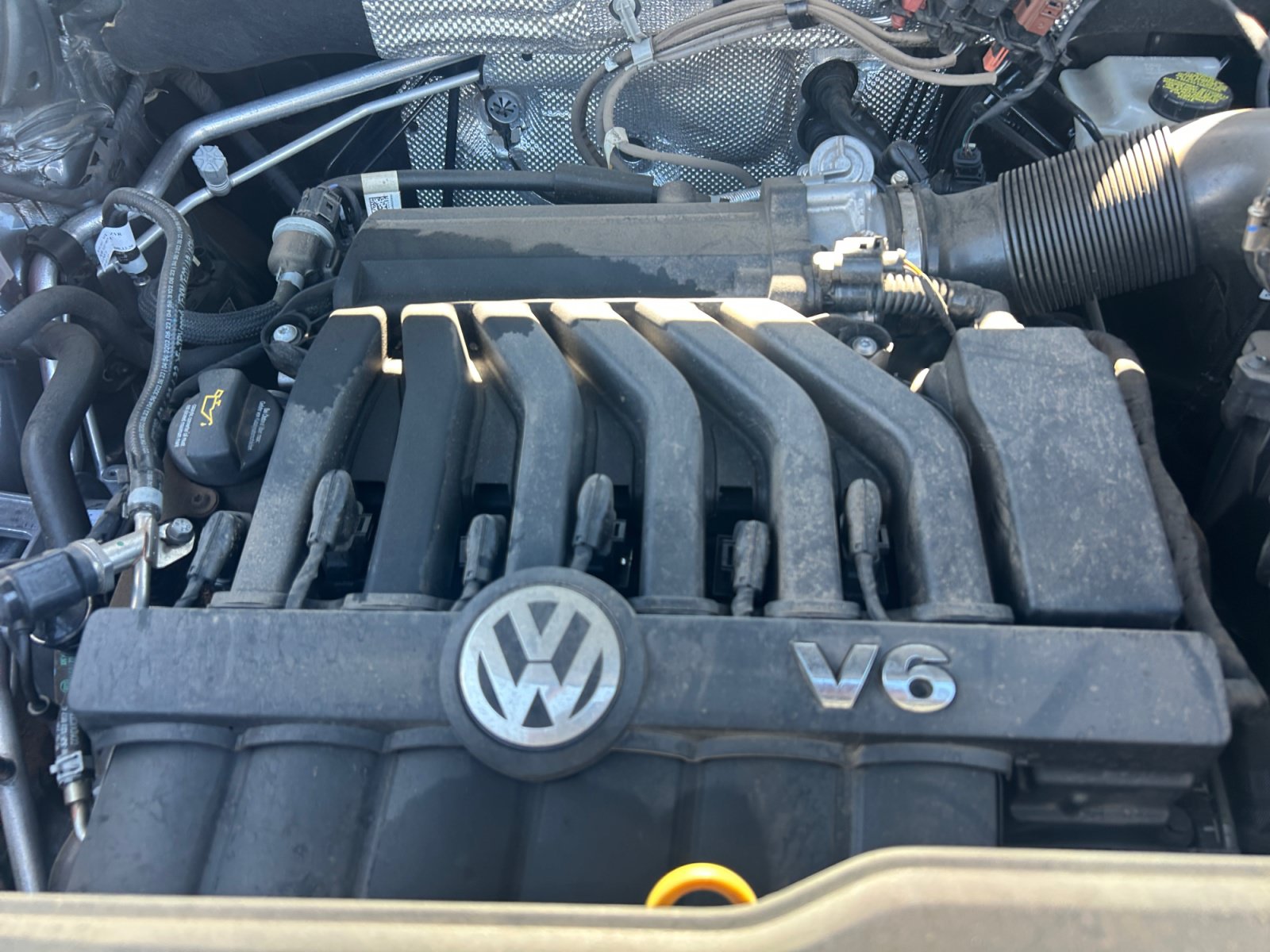 Used 2023 Volkswagen Atlas Cross Sport SE FWD image 21