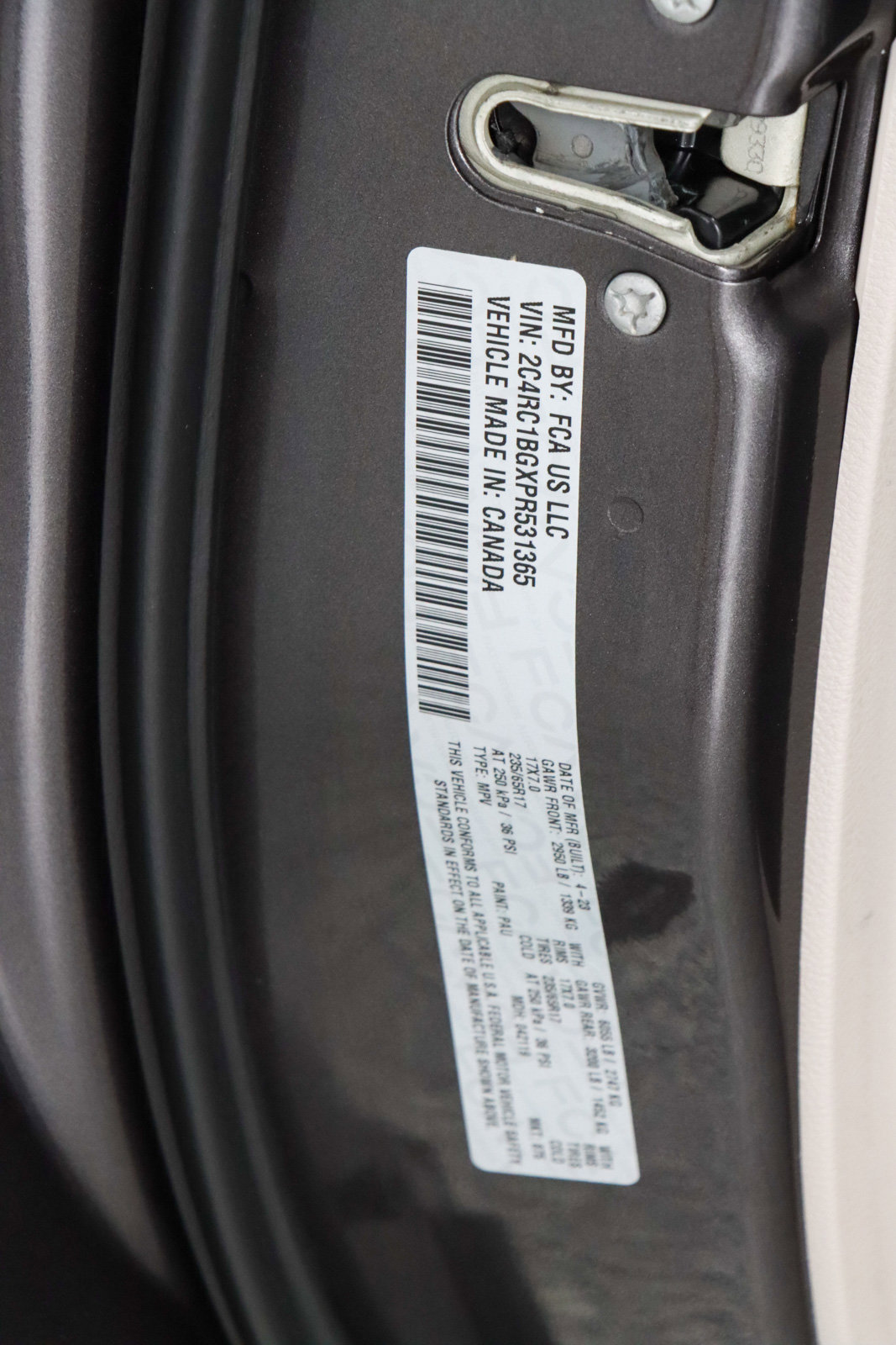 Used 2023 Chrysler Pacifica Touring-L image 33