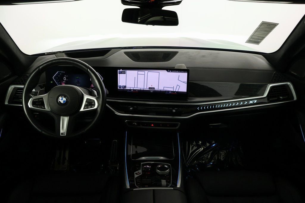 Used 2023 BMW X7 xDrive40i w/ Executive Package image 8