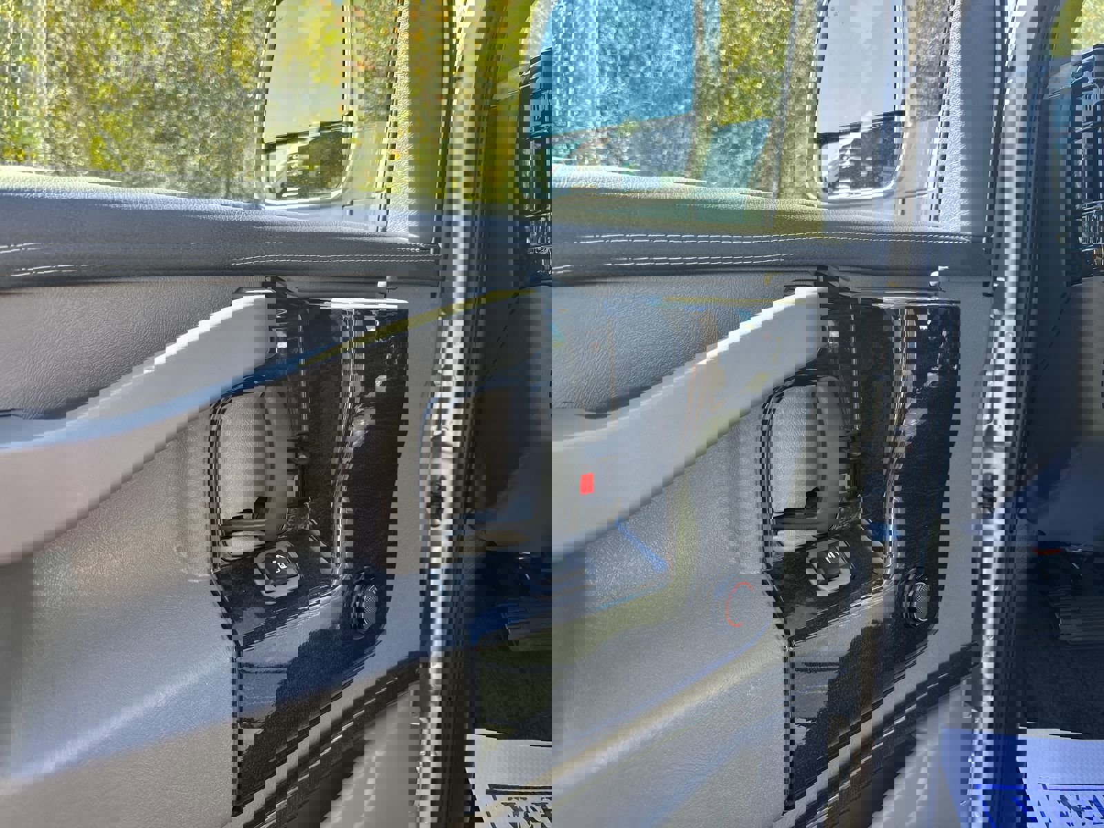 New 2025 Chevrolet Express 2500 w/ Driver Convenience Package image 16