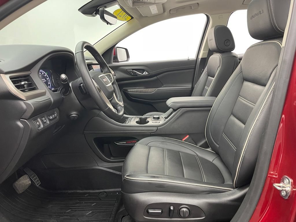 Used 2021 GMC Acadia Denali w/ Denali Technology Package FWD image 20
