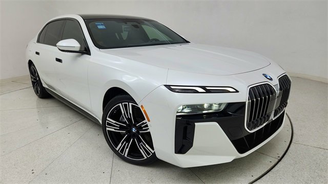 Used 2023 BMW i7 xDrive60 image 1