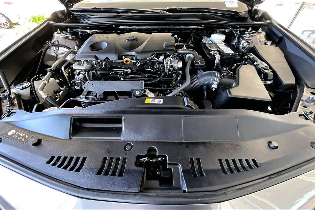 Certified 2022 Toyota Camry SE image 30