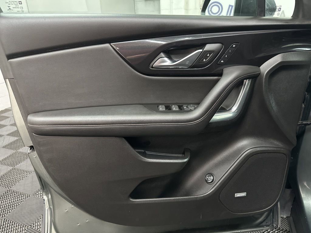 Used 2020 Chevrolet Blazer Premier w/ Driver Confidence II Package image 17