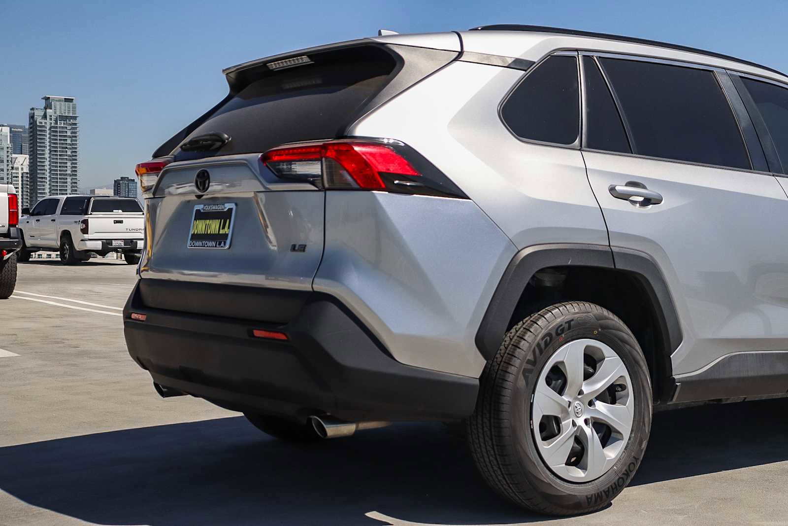 Used 2019 Toyota RAV4 LE image 9
