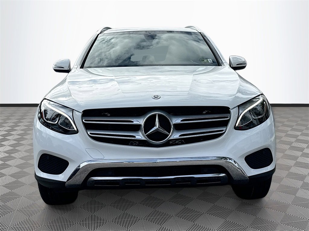 Used 2018 Mercedes-Benz GLC 300 4MATIC w/ Multimedia Package image 2