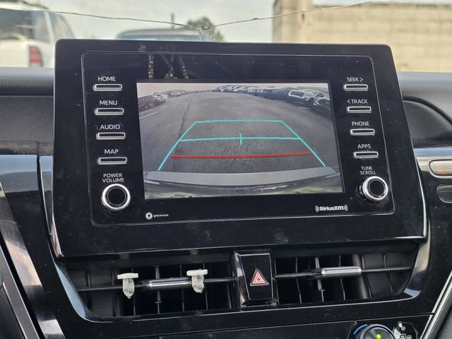 Used 2022 Toyota Camry SE FWD image 9