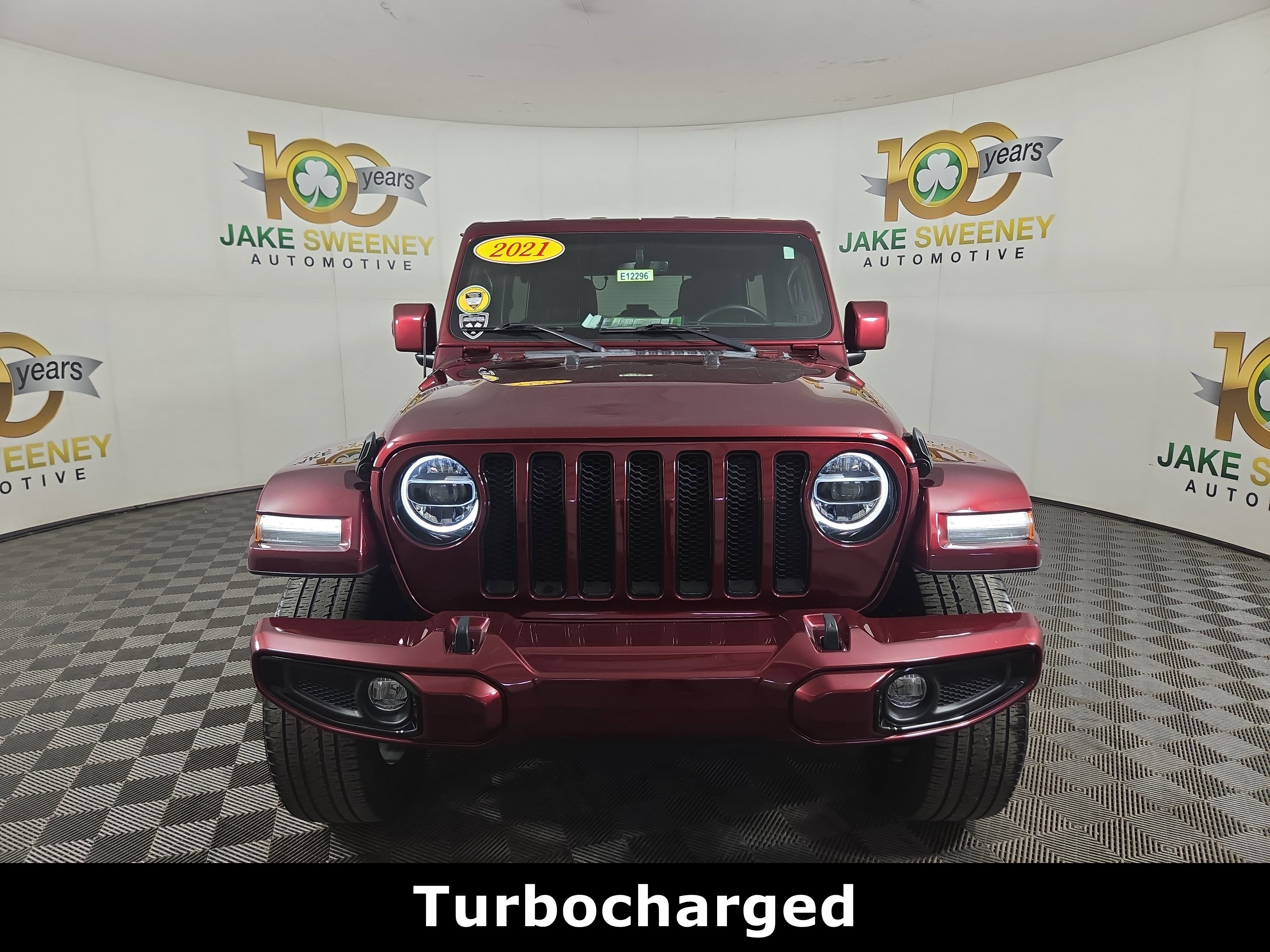 Used 2021 Jeep Wrangler Unlimited Sahara image 3