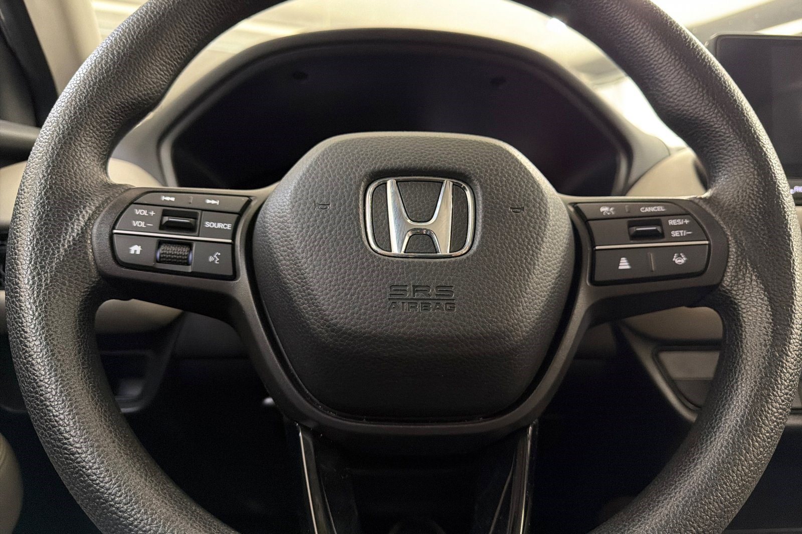 Used 2025 Honda HR-V LX image 16