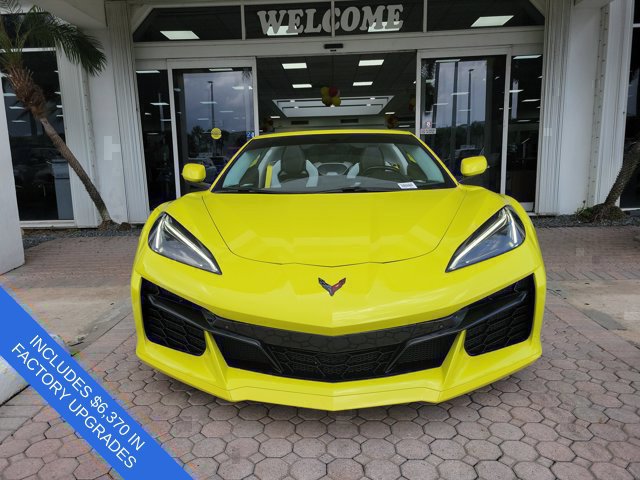 Used 2023 Chevrolet Corvette Z06 w/ Stealth Interior Trim Package RWD image 5