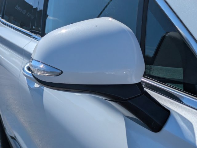 Used 2022 Hyundai Santa Fe SEL w/ Convenience + Premium Package FWD image 12