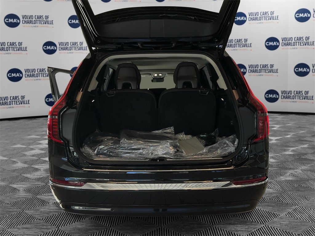 New 2026 Volvo XC90 B6 Plus w/ Protection Package Premier image 11
