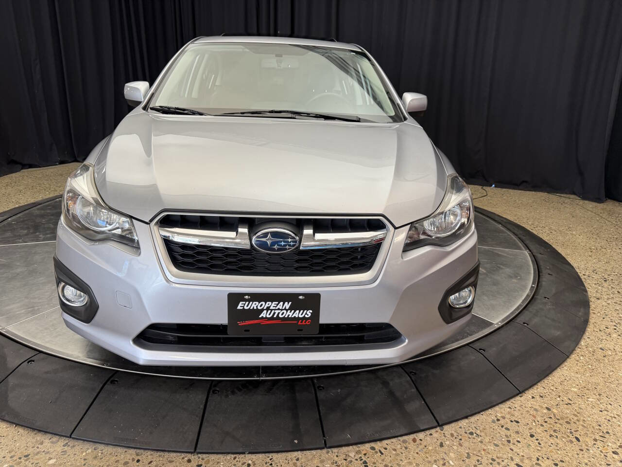Used 2012 Subaru Impreza 2.0i Limited AWD/4WD image 9