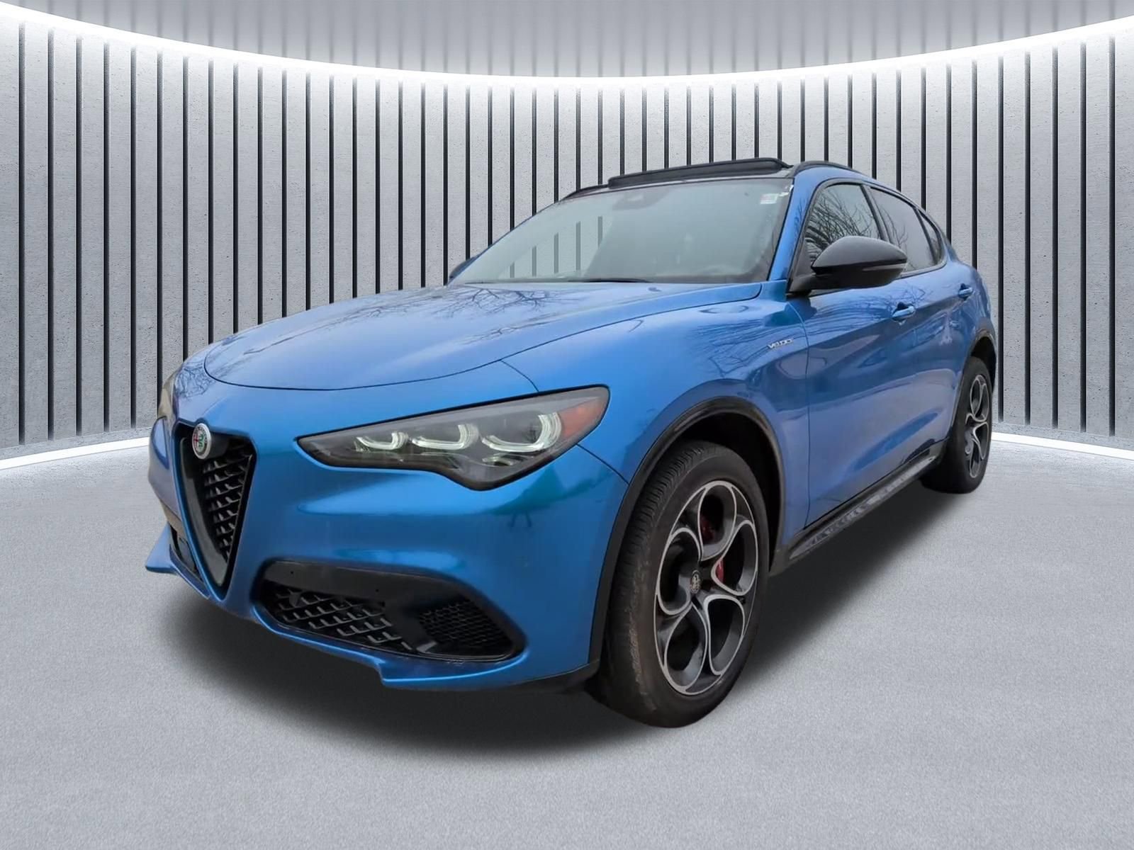Used 2024 Alfa Romeo Stelvio Veloce image 18