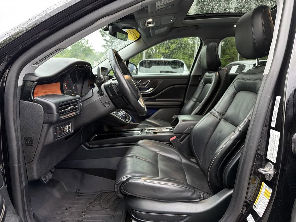 Used 2020 Lincoln Corsair Reserve w/ Equipment Group 202A AWD/4WD image 11