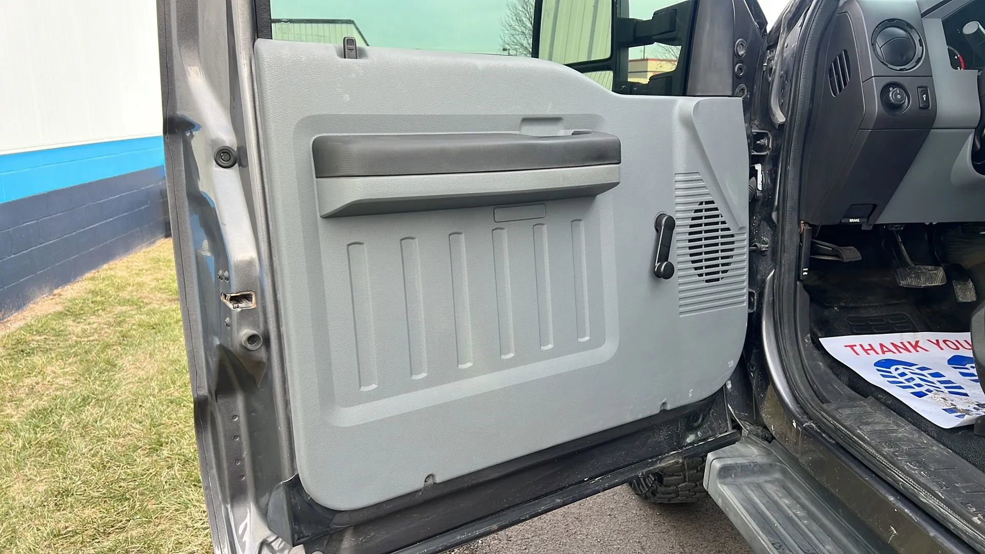 Used 2011 Ford F250 XL image 9