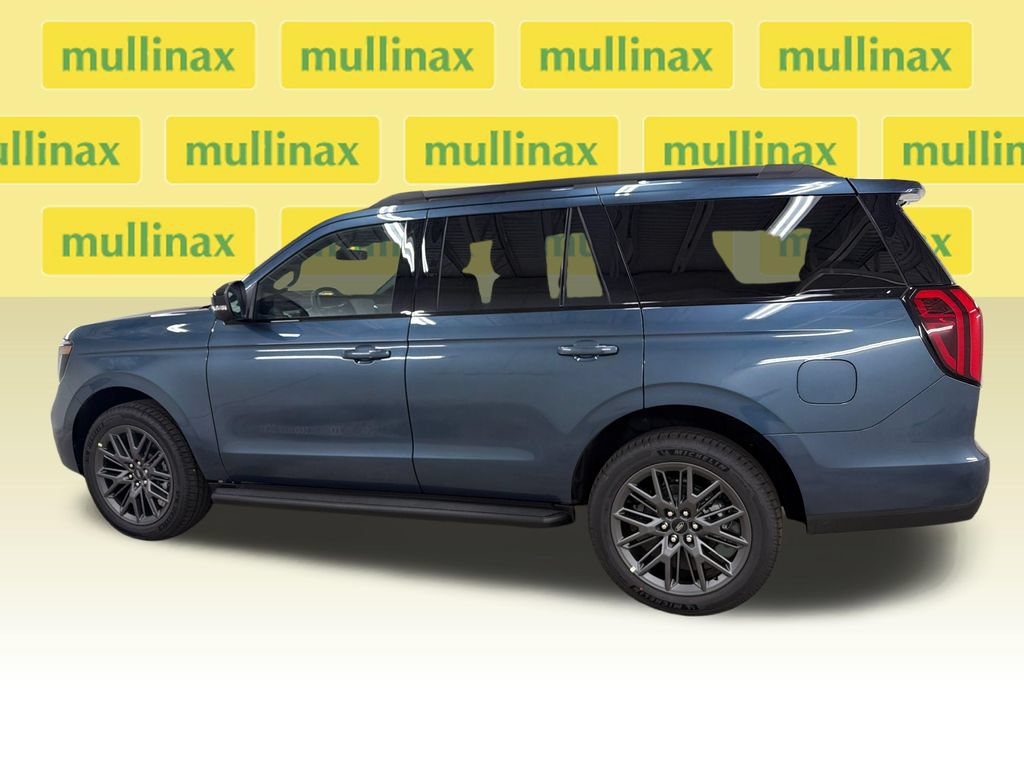 New 2027 Ford Expedition Platinum w/ Stealth Appearance Package RWD image 10