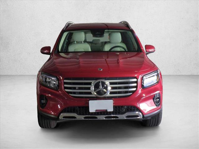 Used 2026 Mercedes-Benz GLB 250 image 2