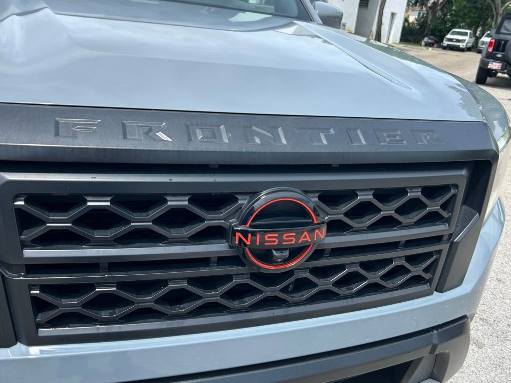Used 2023 Nissan Frontier PRO-4X w/ Pro-4X Premium Package image 18