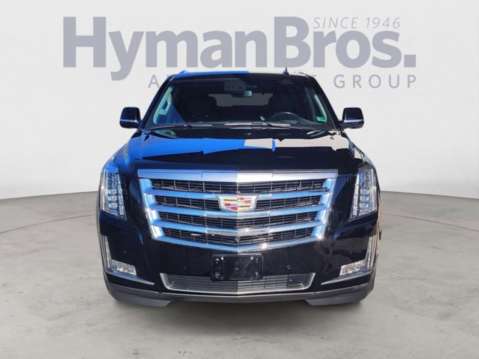 Used 2019 Cadillac Escalade Luxury image 8