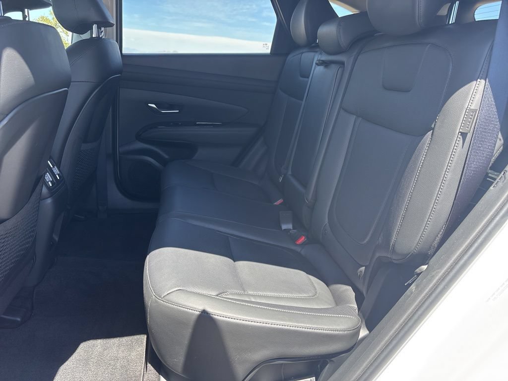 Certified 2025 Hyundai Tucson Limited AWD/4WD image 13
